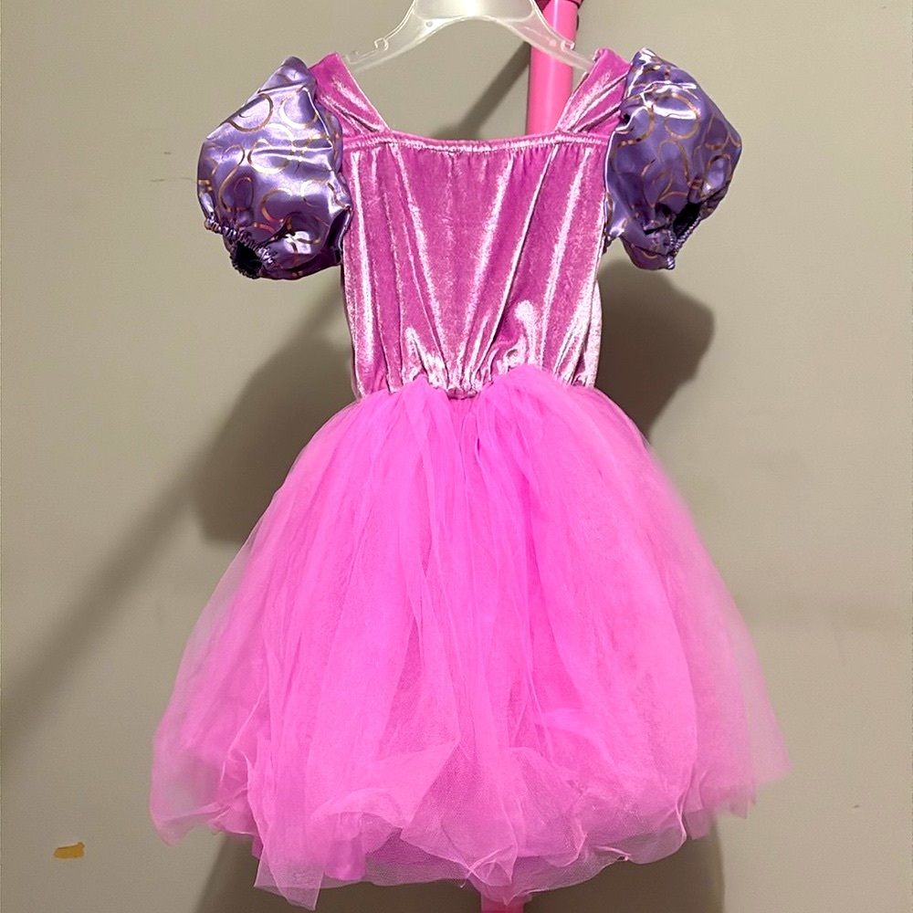 Dress - Picture 2 of 5